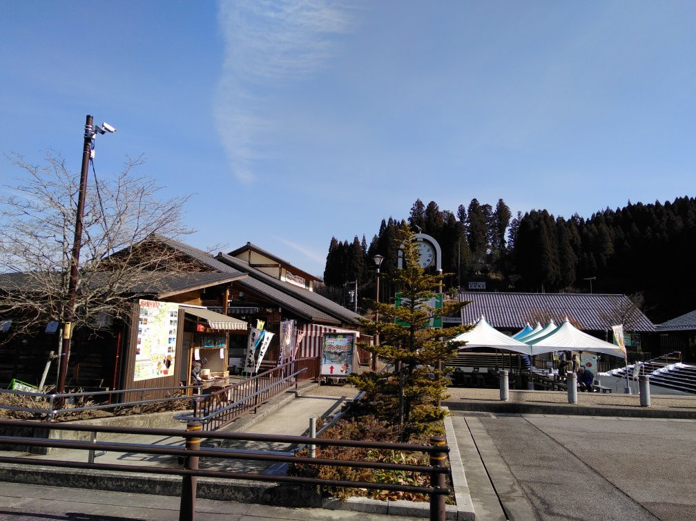 Michi-no-Eki Donguri no Sato Inabu景点图片