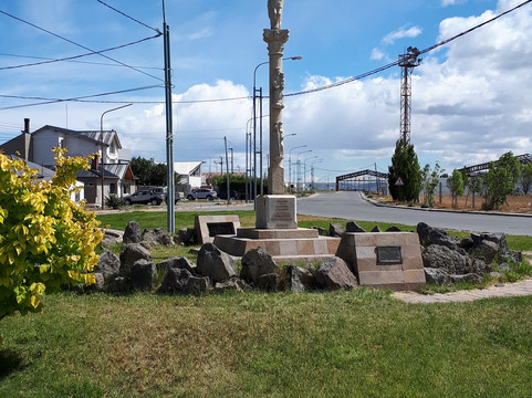 Monumento Cruceiro Gallego-Rio Gallegos必去景点