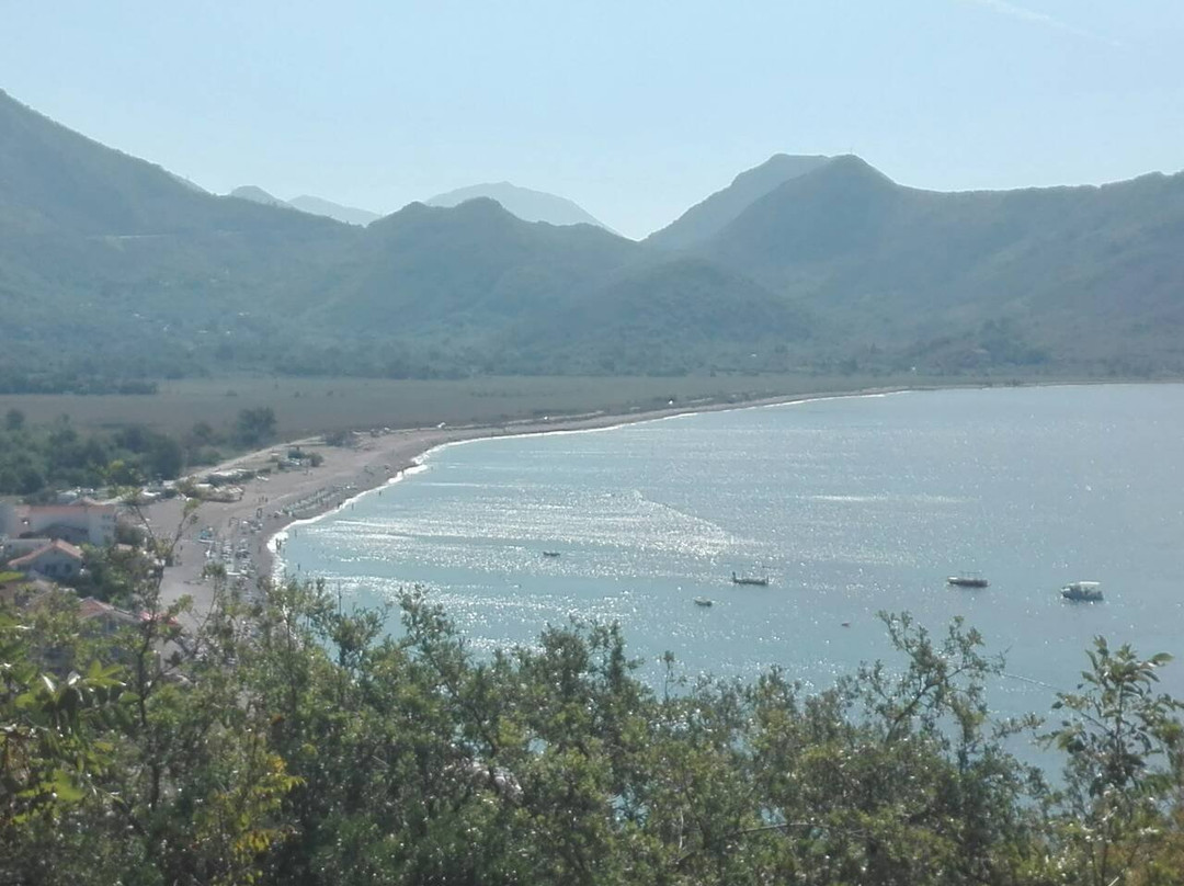 Buljarica Beach景点图片