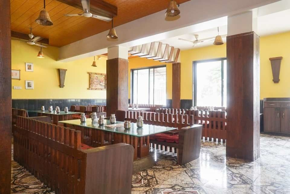 Hotel Sanskruti Resort主图