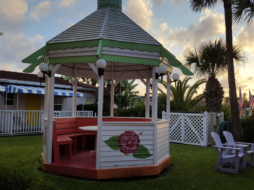 Tropical Manor主图