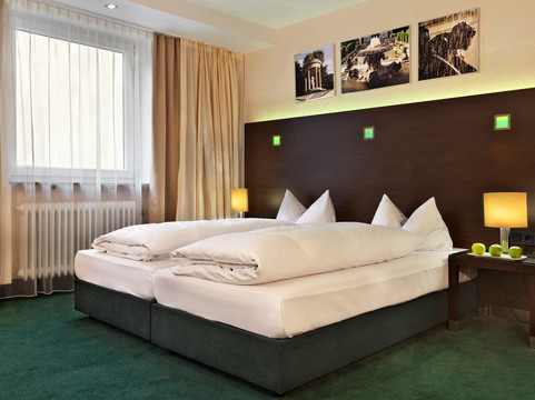 弗莱明斯酒店-慕尼黑施瓦宾区主图