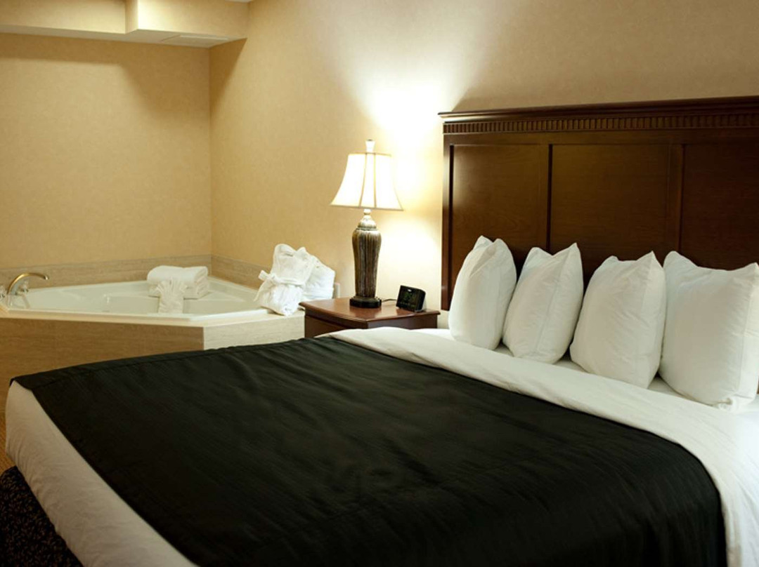 The Grand Hotel at Bridgeport主图