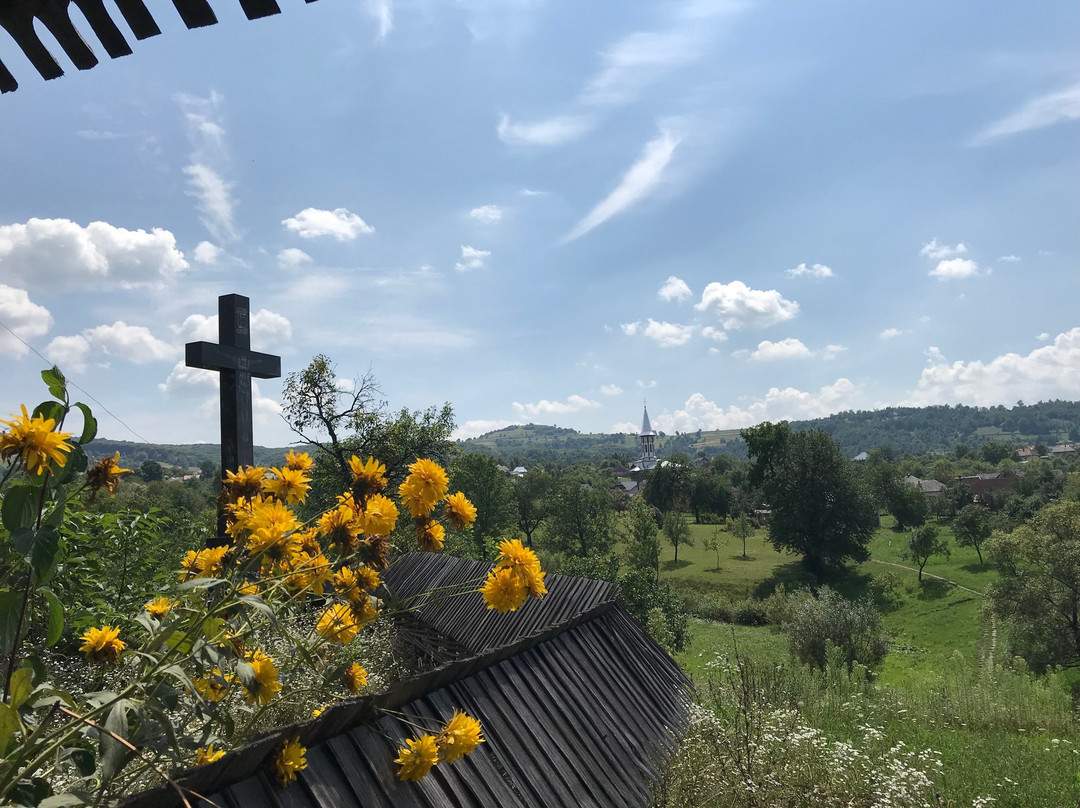 The Church of the Holy Archangels景点图片