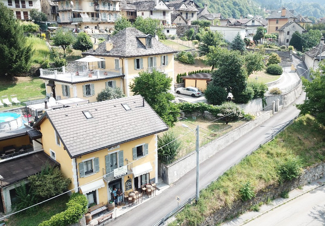 Varzo酒店住宿-B&B Dell'antica Osteria