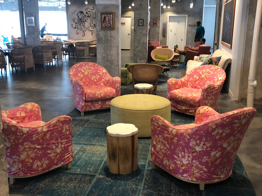 Plunge Beach Resort主图