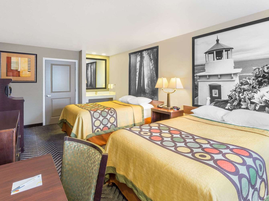 财神速8酒店主图