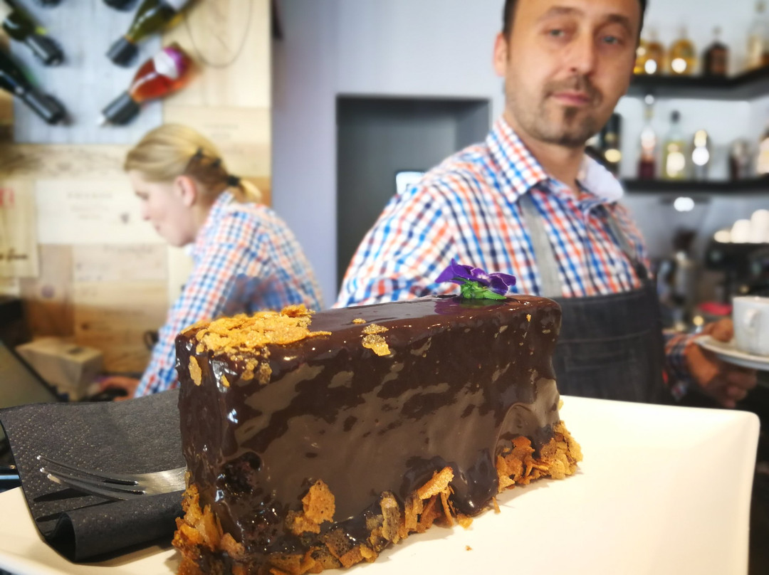 Bracera Coffee & Wine Bar