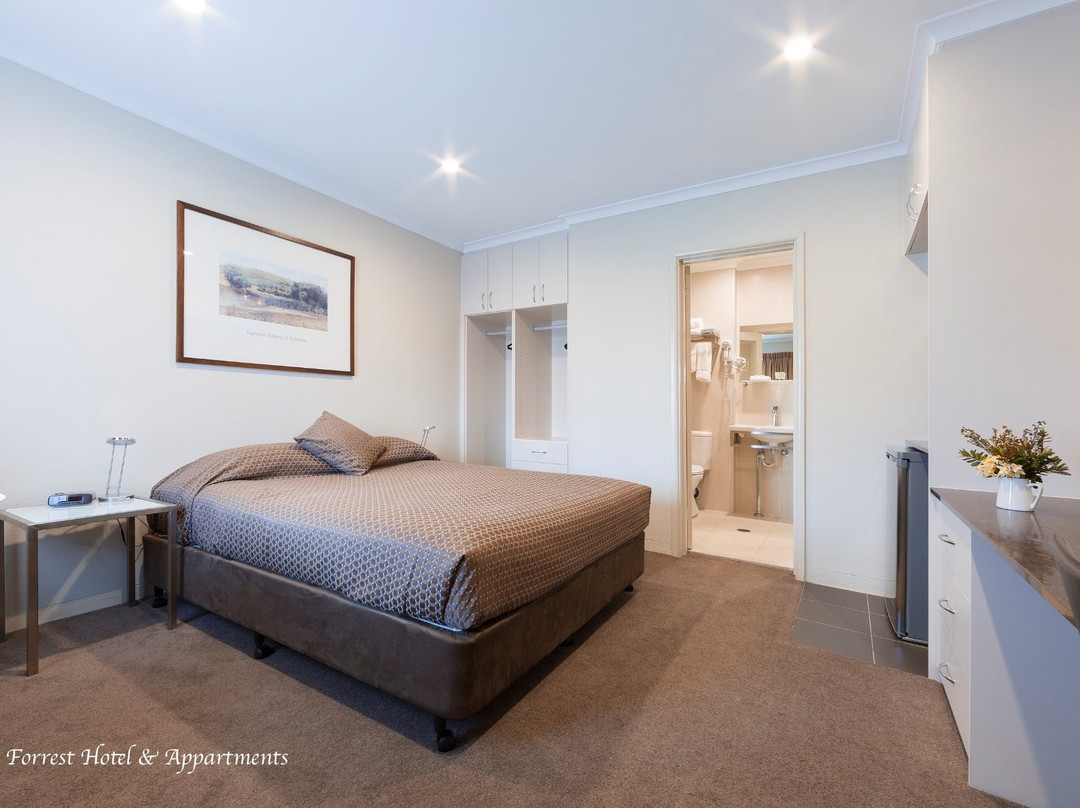 福雷斯特公寓酒店主图