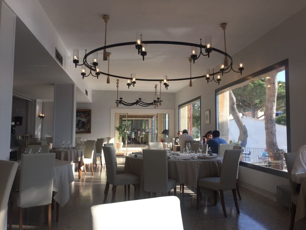 豪斯达里罗酒店主图