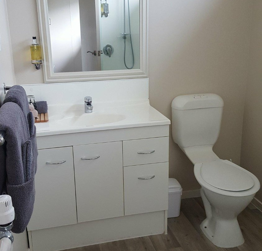 亚丁汽车旅馆主图