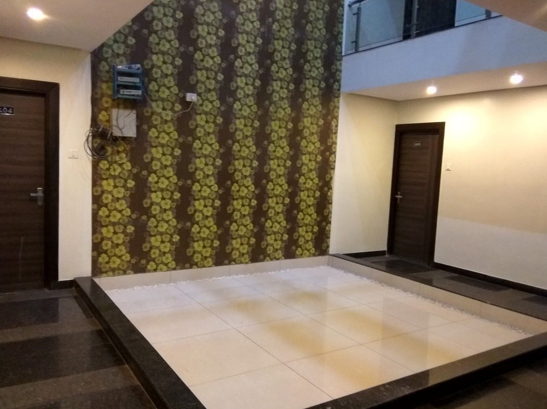 JK Rooms 121 Hotel Shaheen International主图