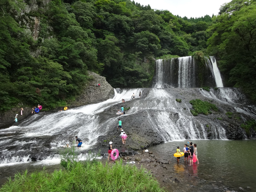 Ryumon Falls景点图片