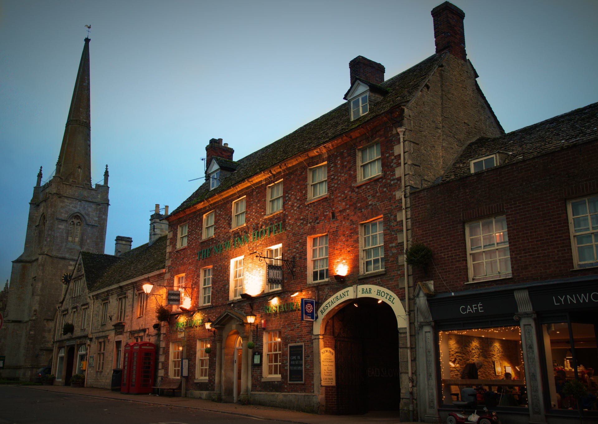The New Inn-官方