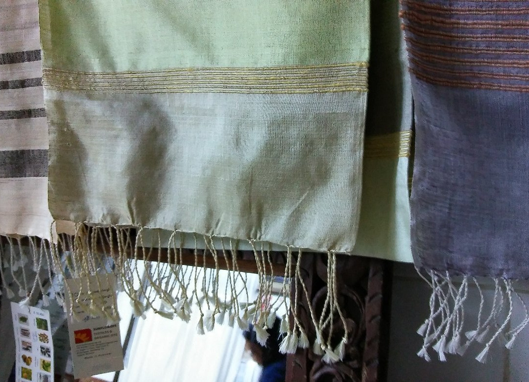 Sunflowers Organic Dye Textile & Crafts Shop-仰光必去景点