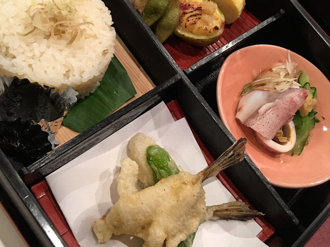 龟冈市餐馆和美食-Miyabi
