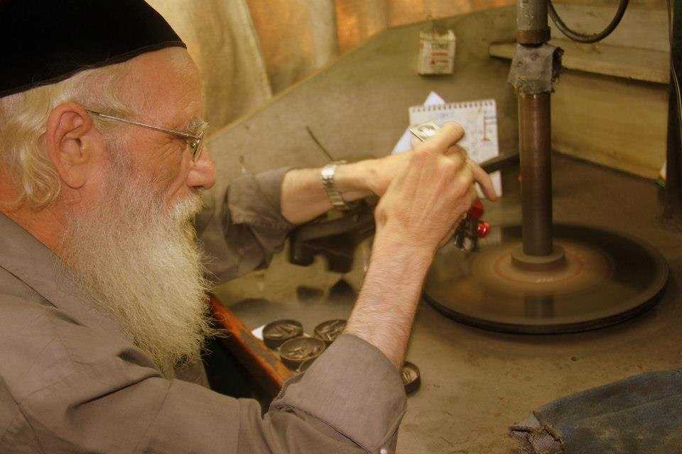 Guided tours to the diamond bourse district-拉马干必去景点