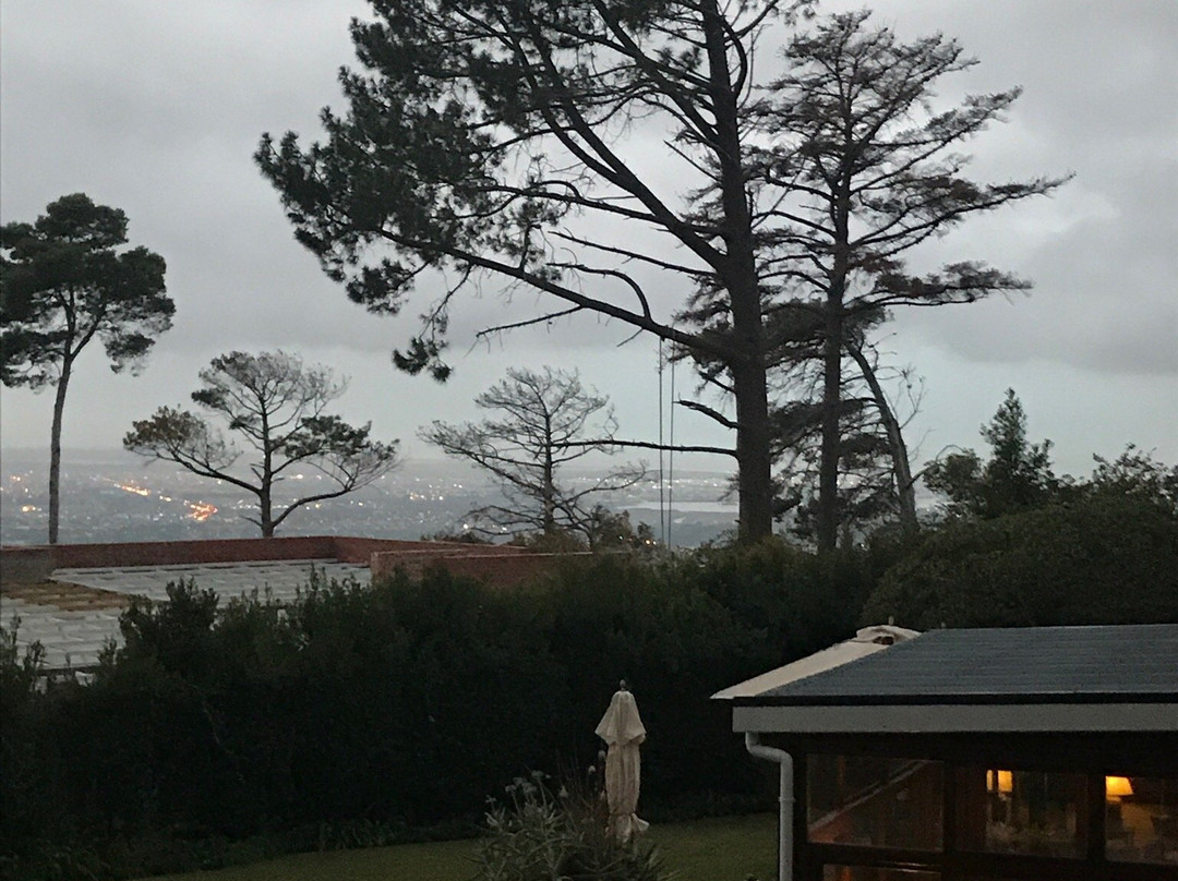 High Timbers Lodge主图