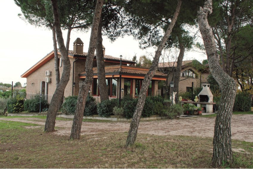 Misano Monte酒店住宿-La Casa Nella Prateria B&B