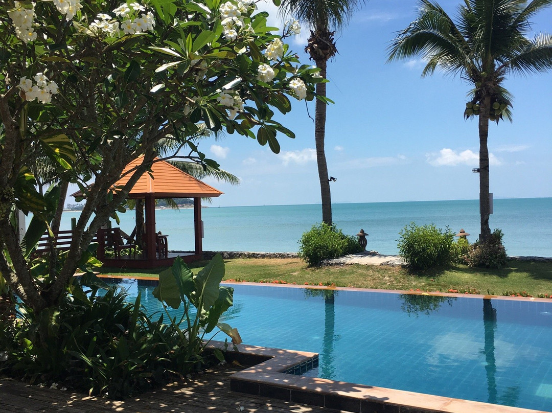 班普拉豪华海滨别墅酒店主图