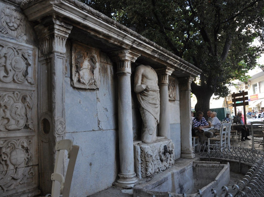 Bembo Fountain-伊拉克利翁必去景点