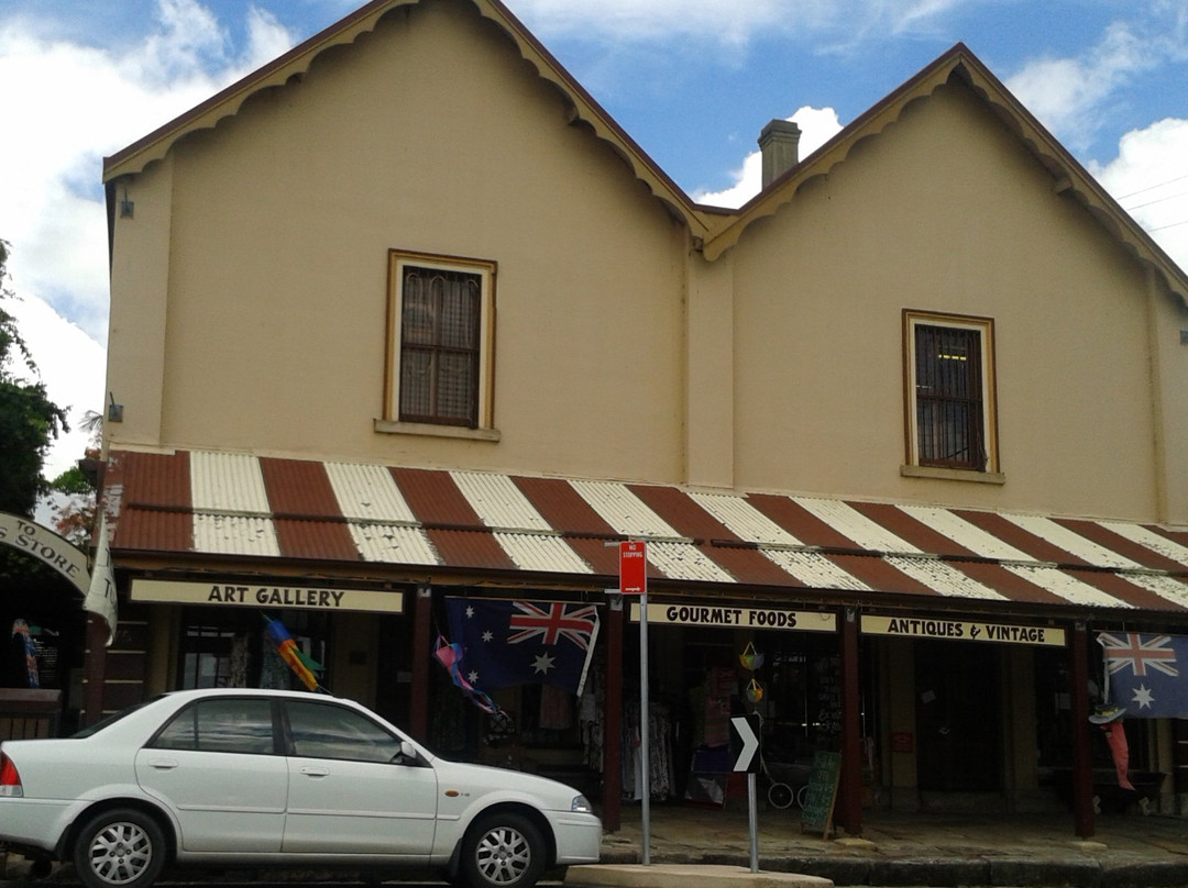 Morpeth Antique Centre景点图片