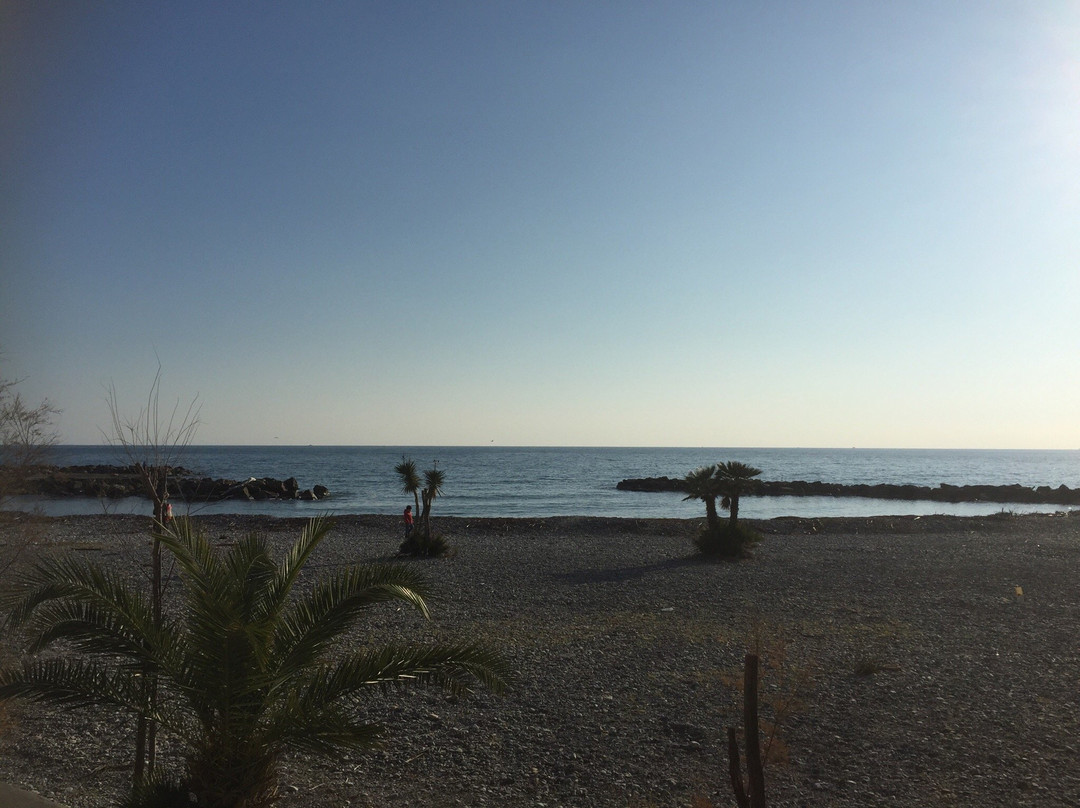 Spiaggia di Latte-文蒂米利亚必去景点