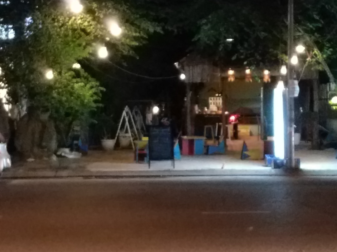 Chinaski's Bar-Duong To必去景点