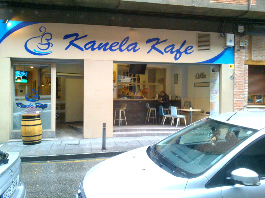 比斯开省餐馆和美食-Kanela Kafe