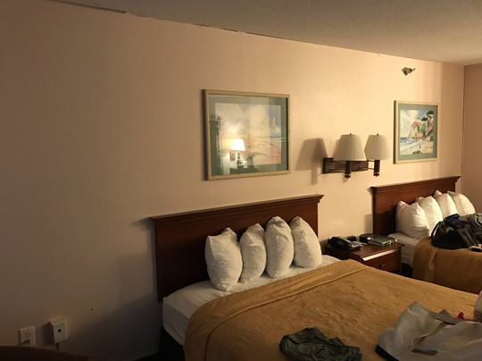 Zebulon酒店住宿-罗利品质酒店