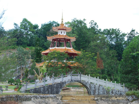 佛教新村-古晋必去景点