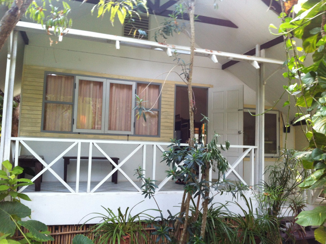 轻松微笑度假村主图