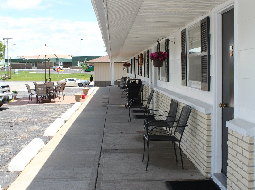 Lamplighter Motel主图