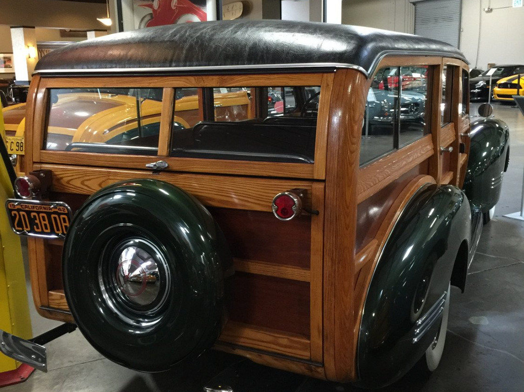 Crevier Classic Cars-科斯塔梅沙必去景点