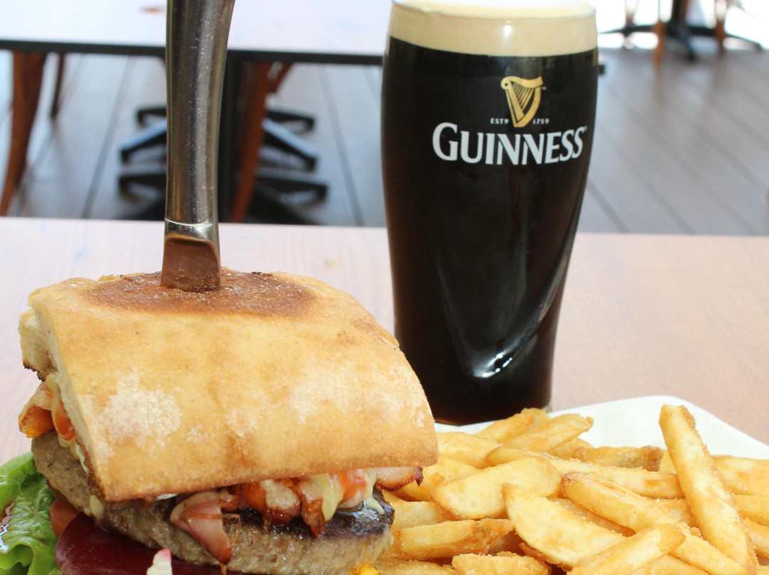 D'arcy Arms-冲浪者天堂必去景点