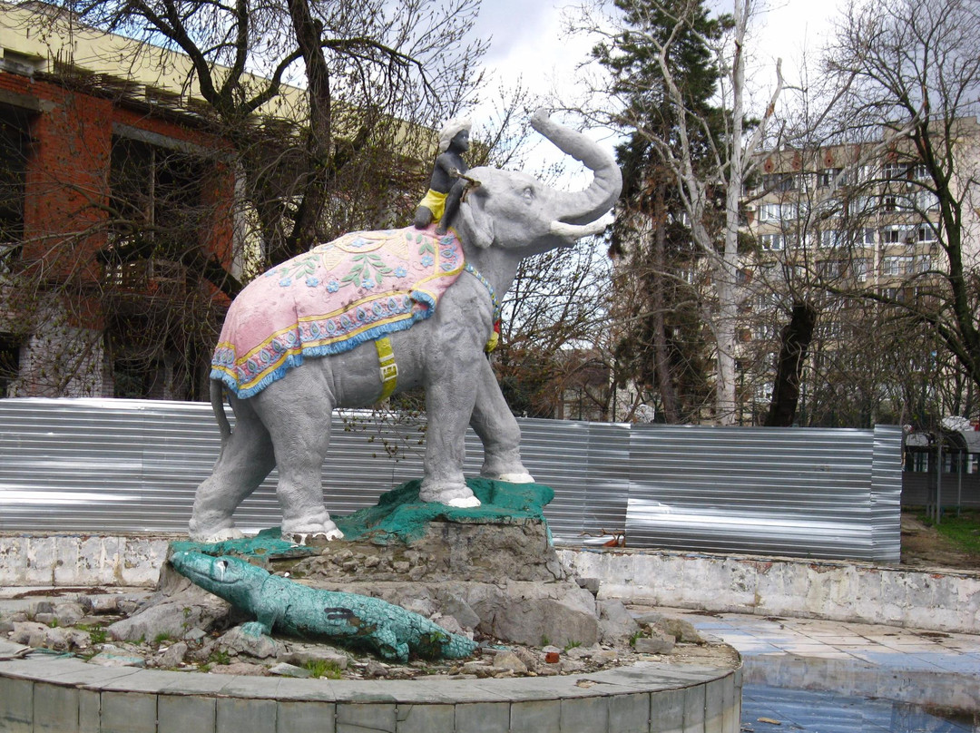 Fountain the Boy at the Elephant-克拉斯诺达尔必去景点