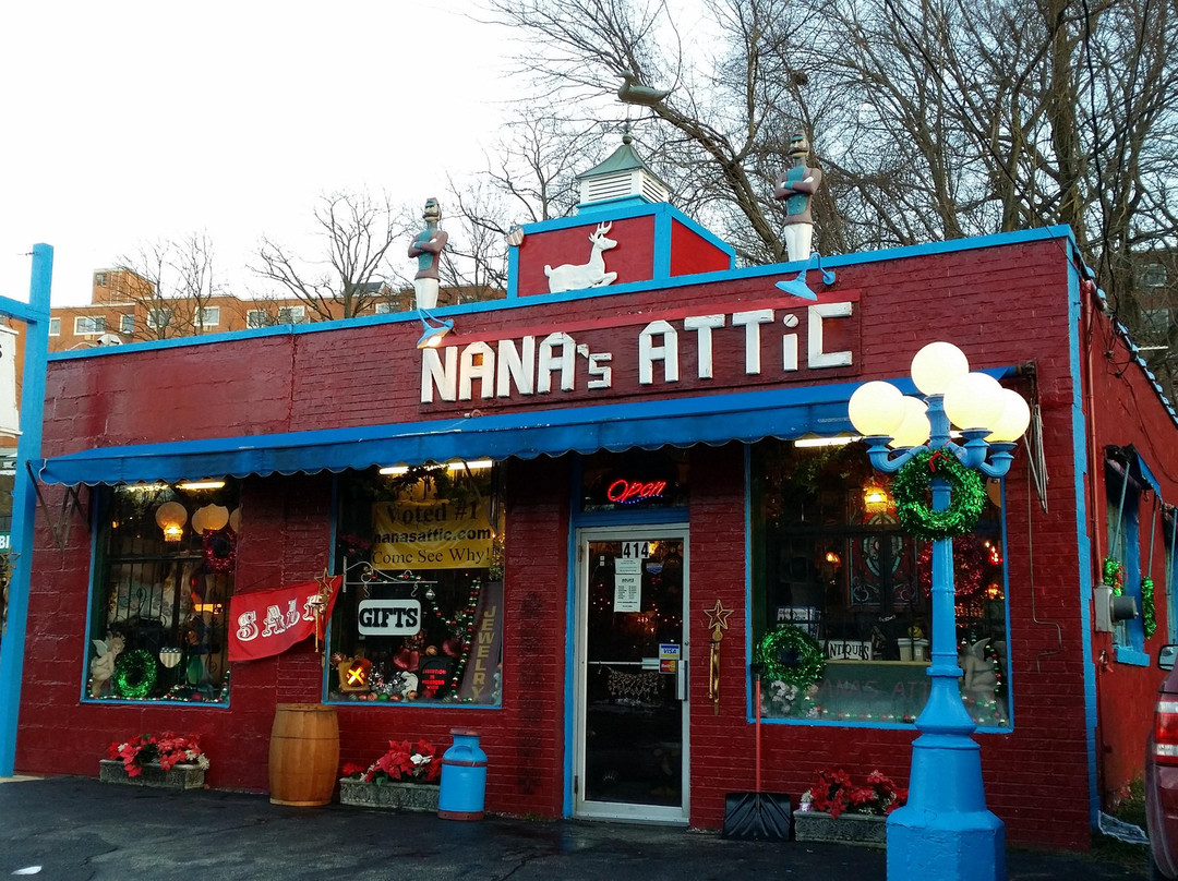 Nana's  Attic景点图片