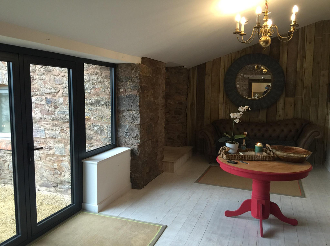 Stawley Wood Farm主图