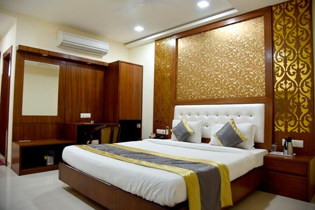 Daldal Seoni酒店住宿-Hotel Simran Pride