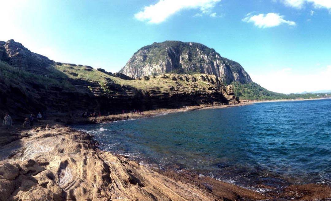 Sanbangsan Mountain-西归浦市必去景点