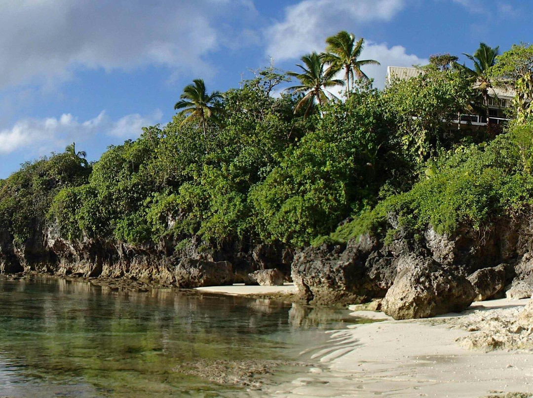 Utuko Beach-阿洛菲必去景点