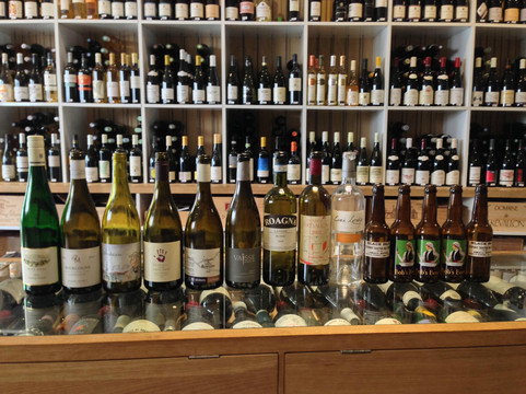 WineShop-比亚里茨必去景点