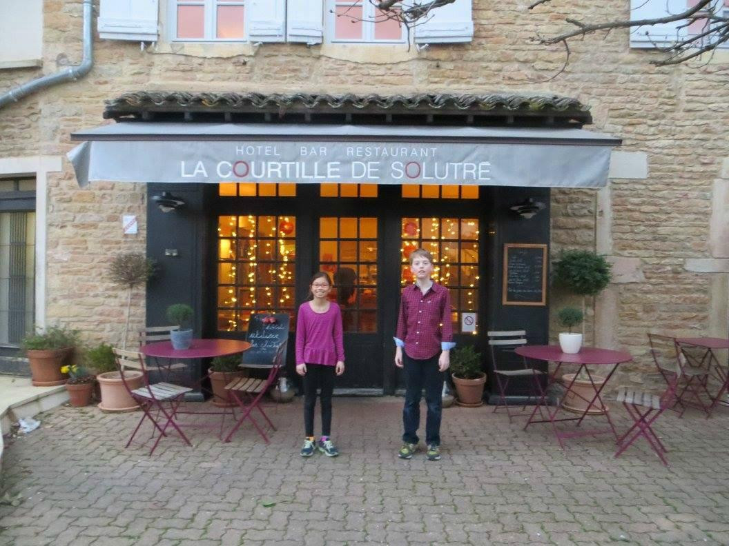 Chasselas酒店住宿-La Courtille De Solutre