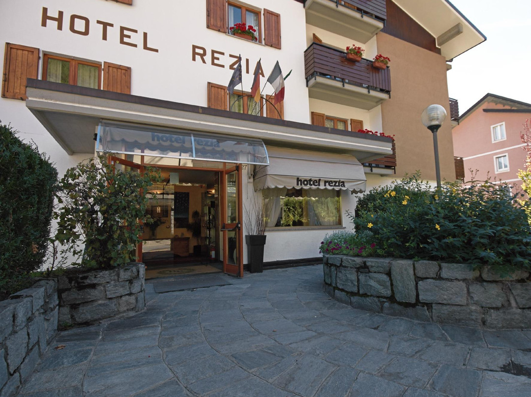 Caspoggio酒店住宿-莱兹雅酒店