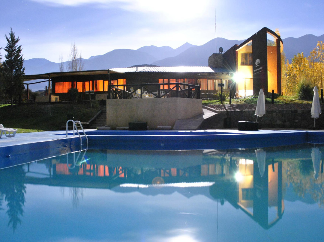 Cabanas Pueblo del Rio