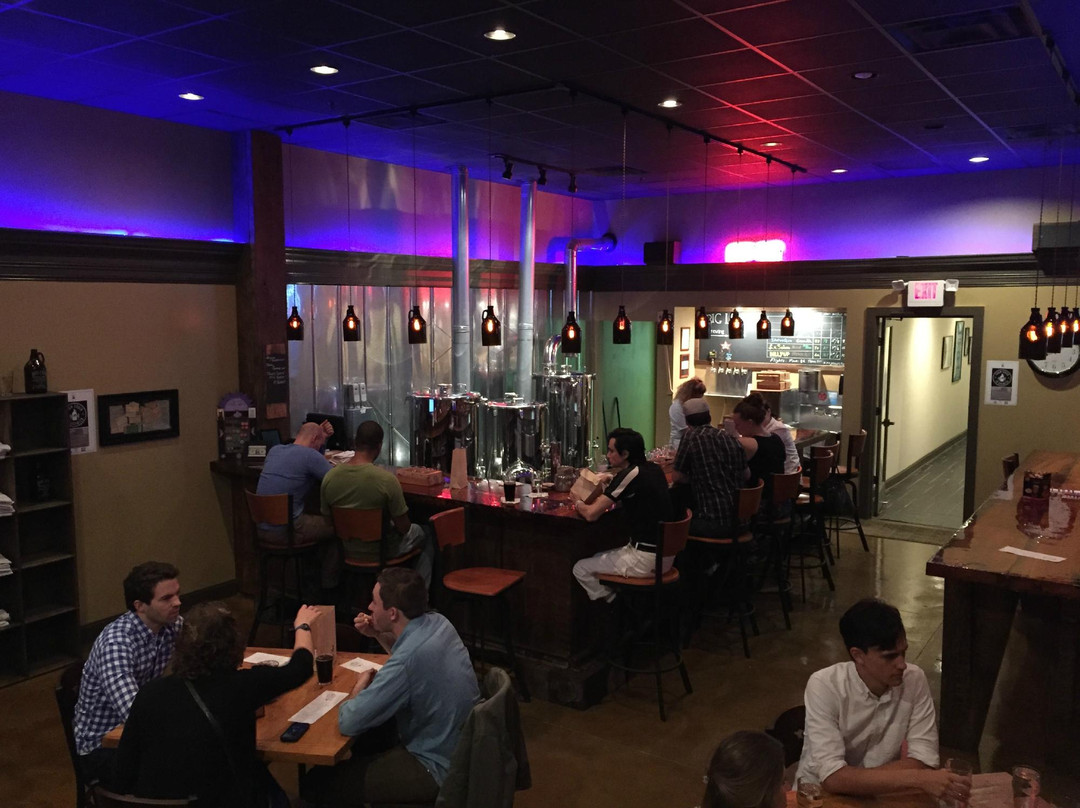 Big Lick Brewing Company-罗阿诺克必去景点