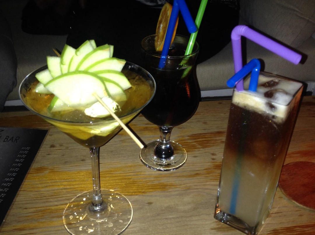 Deniz Cocktail Bar-卡尔坎必去景点