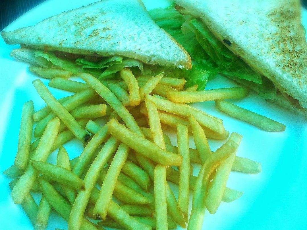 岛餐馆和美食-Lucy's Kitchen