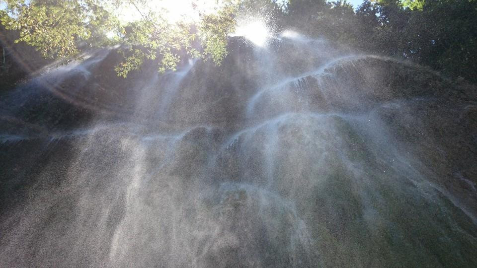 Tumalog瀑布-奥斯洛布必去景点