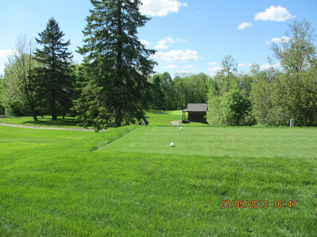 Dufferin Heights Country Club-Stanstead必去景点